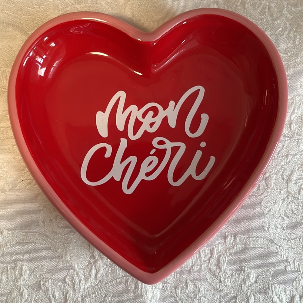 Talbots Mon Cheri Red/Pink/White Heart Shaped Ceramic Ring/Trinket Dish